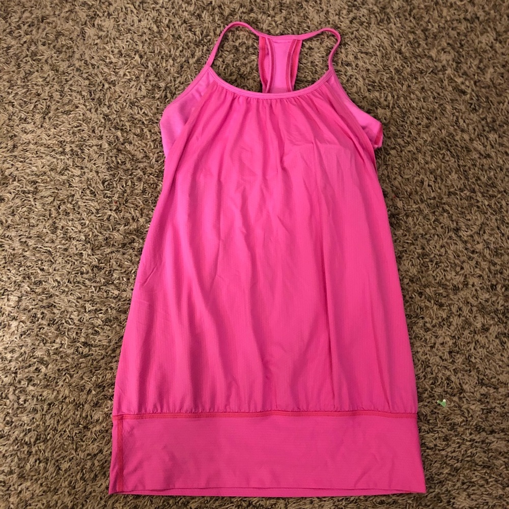 Lululemon tank